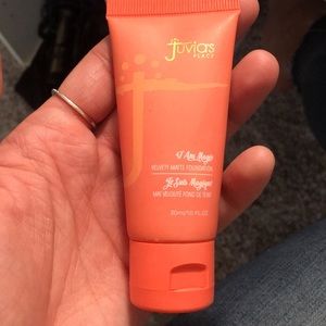 Juvias “I am magic” Foundation